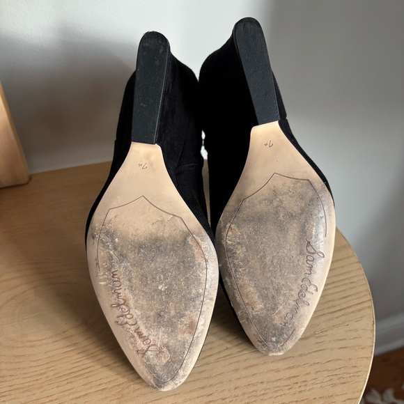 Black Suede Pointed-Toe Wedge Boots in size 7.5 - Picture 6 of 6